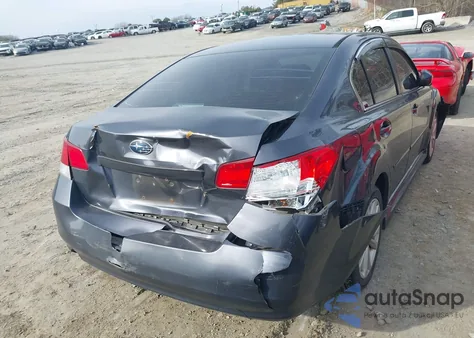 2013 Subaru Legacy 2.5I Premium z USA, uszkodzony, nr VIN 4S3BMCB67D3005538